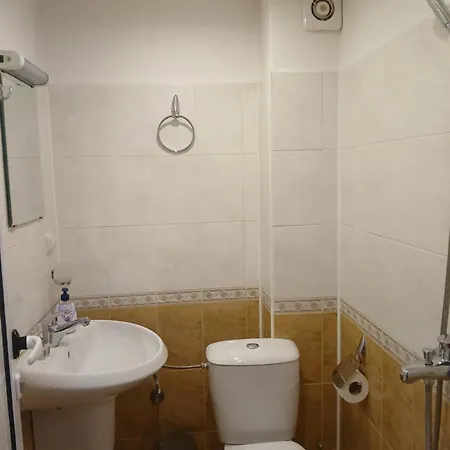 Guest Guest house *