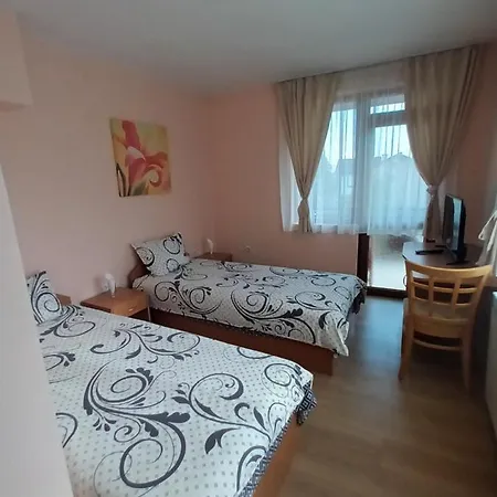 Vendégház Guest *