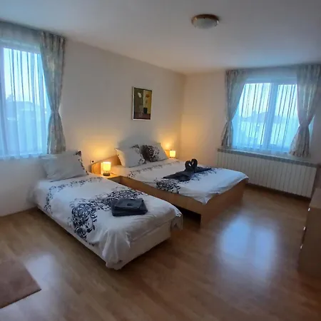 招待所 Guest 班斯科