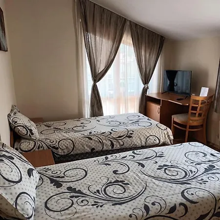 Къща за гости Guest
