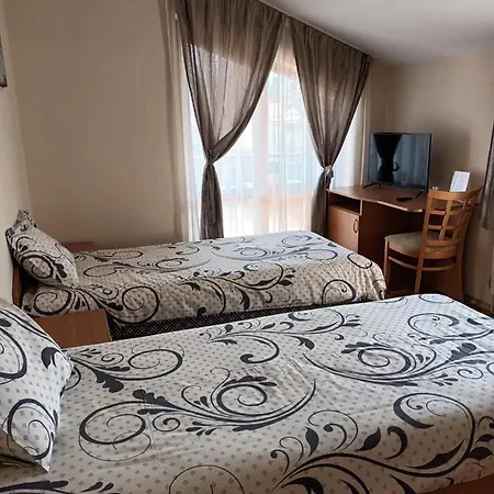 Guest Къща за гости