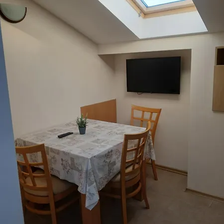 Guest Vendégház Banszko